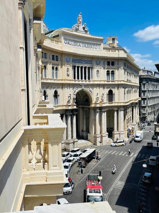 Appartamento Sul Teatro San Carlo Naples Exterior photo